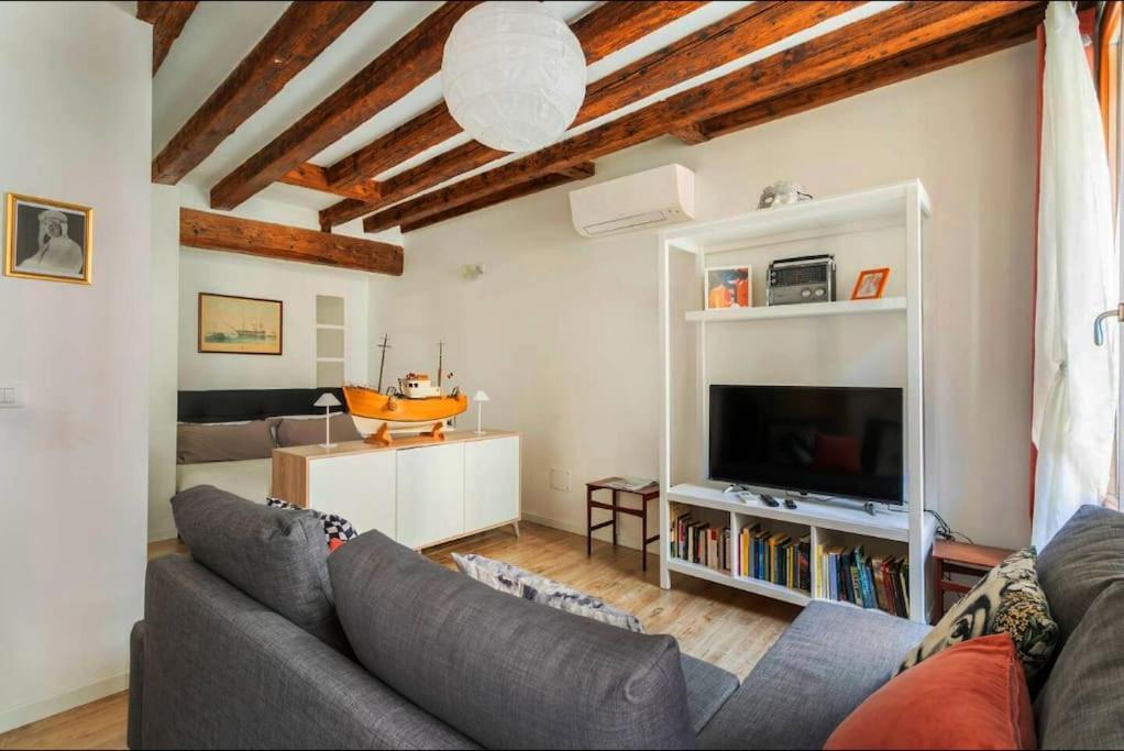 Ca 3 Leoni - Romantic House In The Heart Of Venedig Exteriör bild