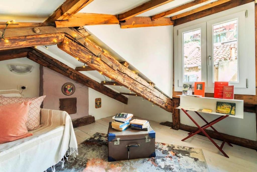 Ca 3 Leoni - Romantic House In The Heart Of Venedig Exteriör bild