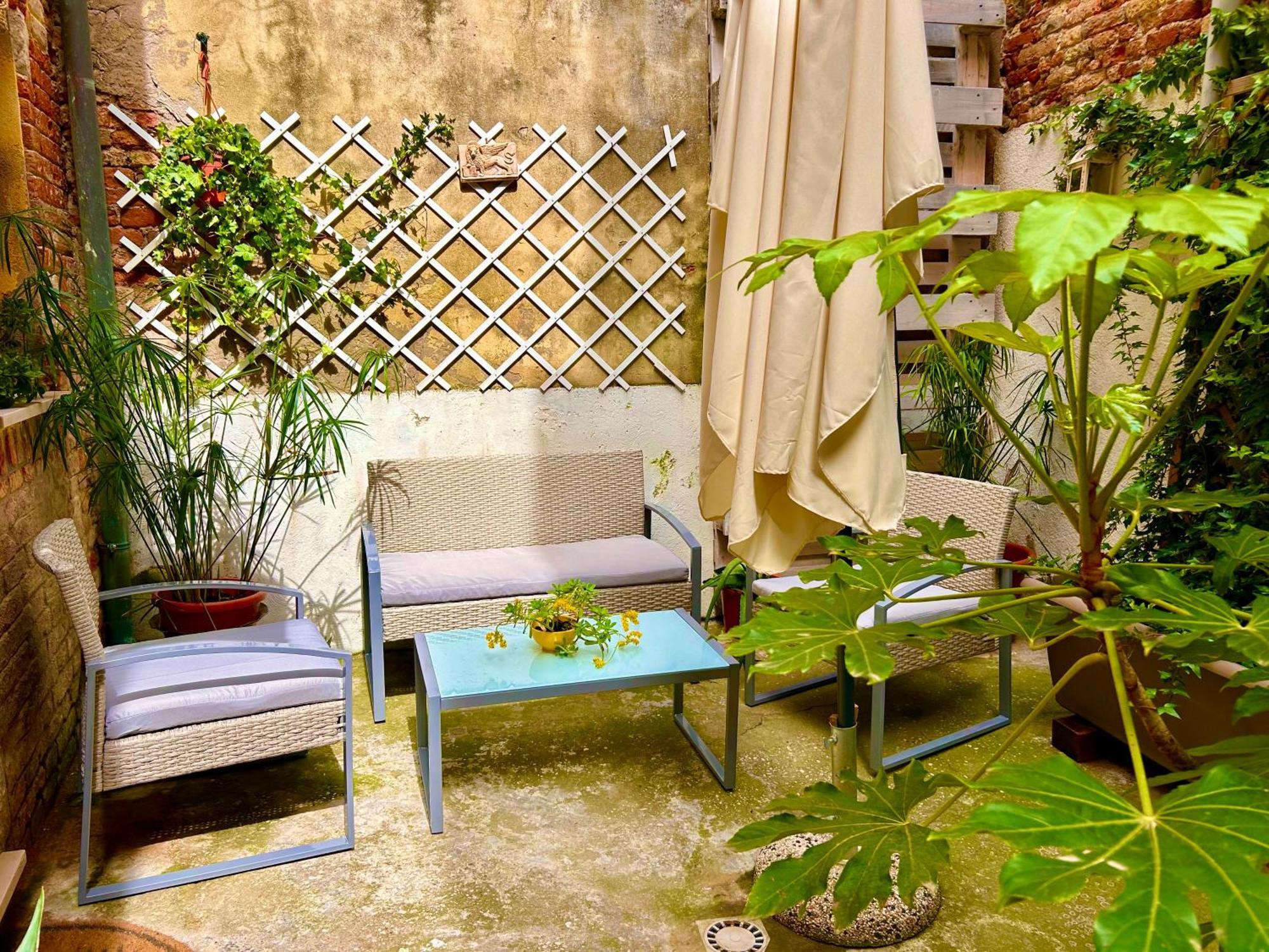 Ca 3 Leoni - Romantic House In The Heart Of Venedig Exteriör bild